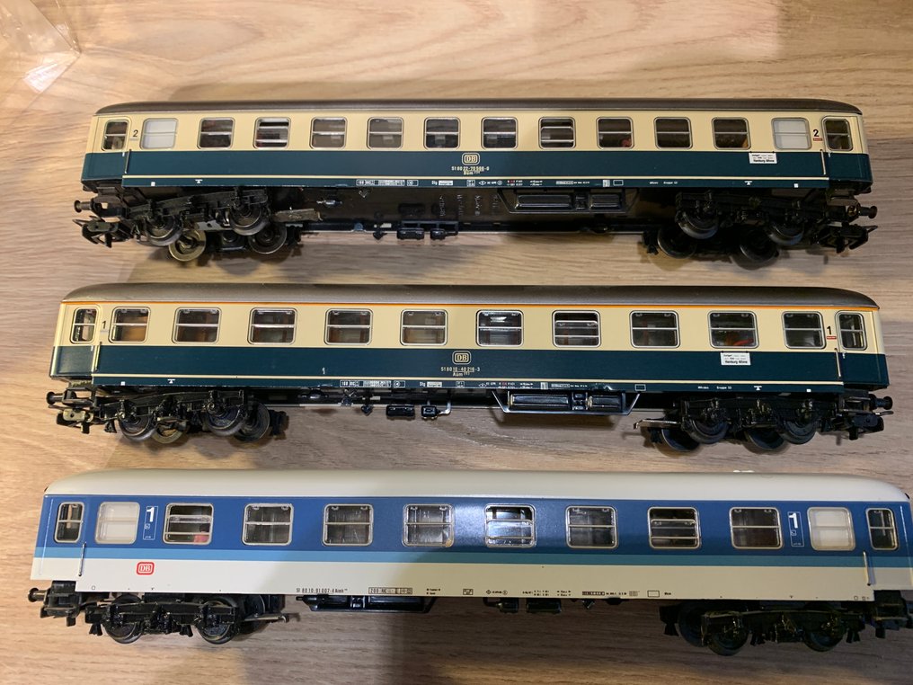 Märklin H0 - Model train passenger carriage (3) - DB #2.1