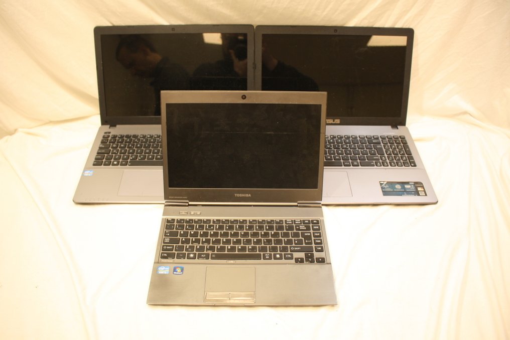 Lot of very sleek laptops: Toshiba & Asus - Core i3, i5, i7 CPUs - 4 & 8GB RAM - incomplete - tested and working - 膝上型電腦 #1.0