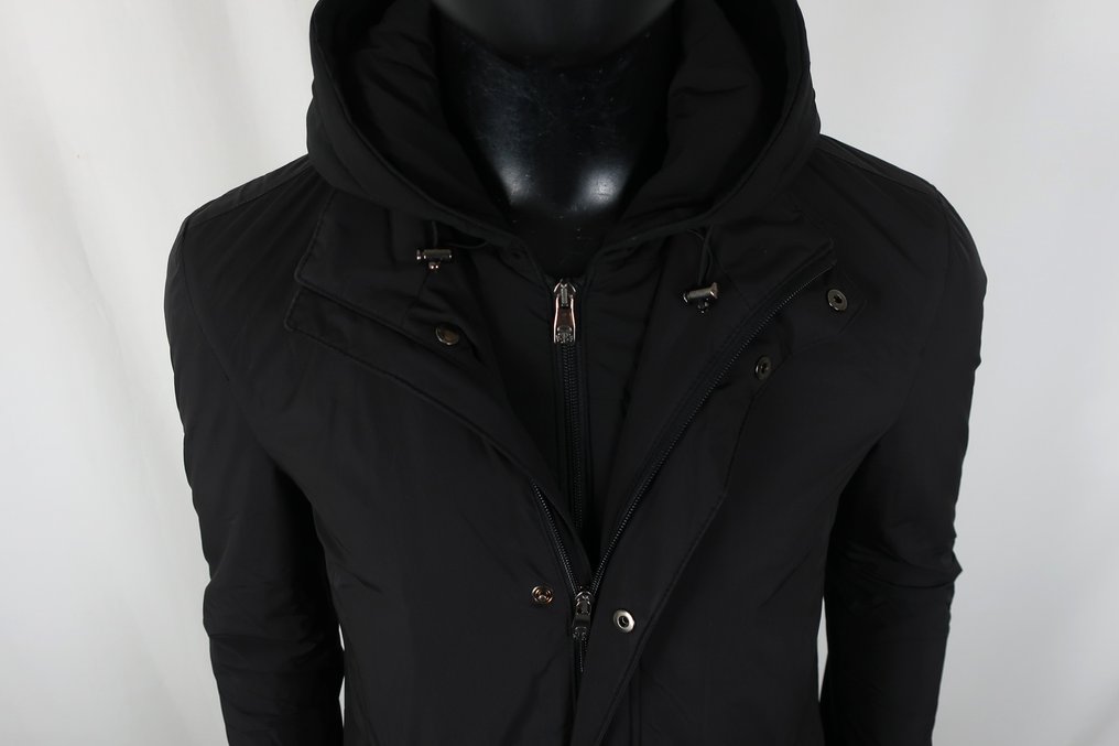 Corneliani - New collection - Double layered Coat Black edition - Frakke #2.1