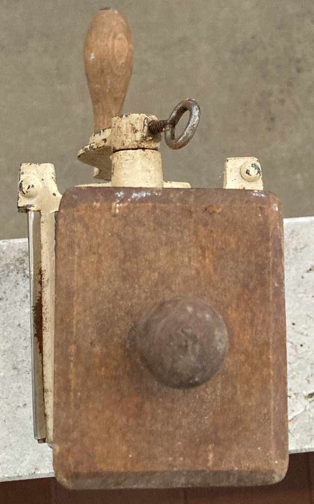 Industriële apparatuur - 1/3 - Oostenrijk - kaasrasp #4.3