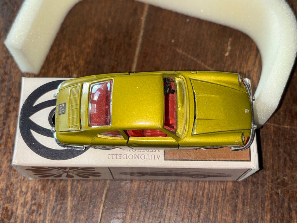 1:43 - Model car - Mebetoys A12 Porsche con reprobox colore raro - Mebetoys #4.3