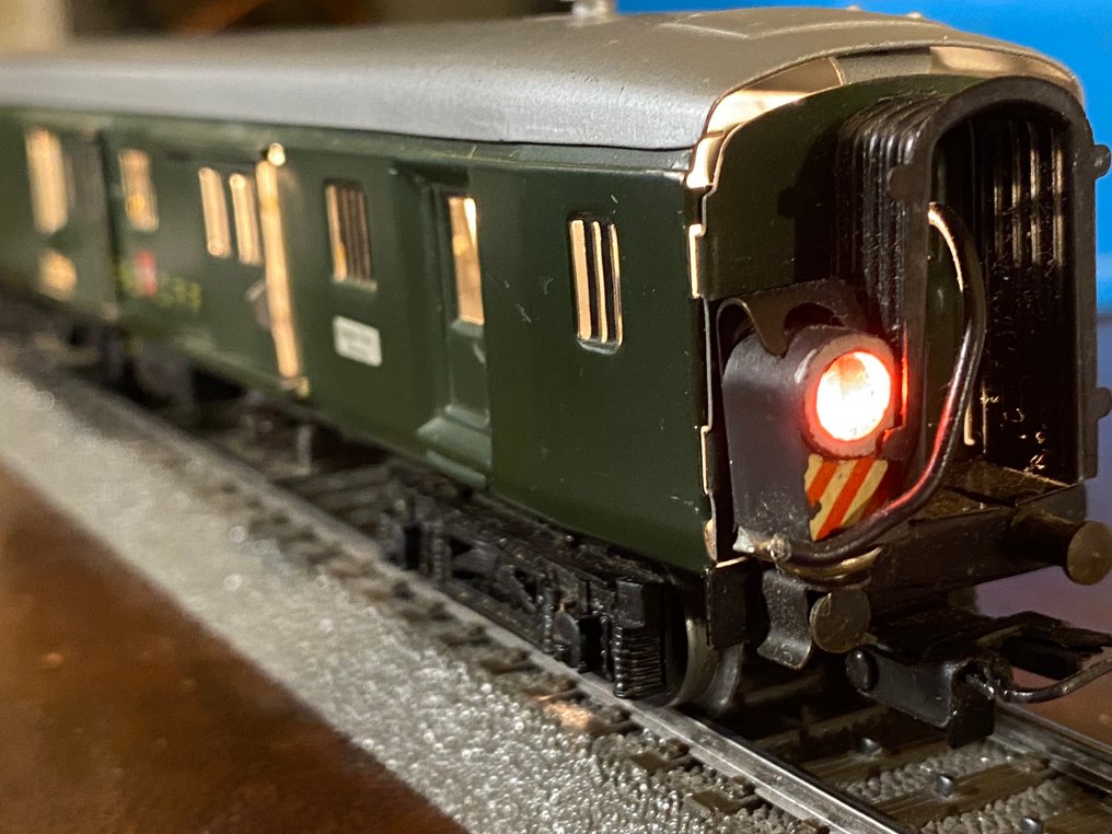 Märklin H0 - 4017/4035/4038 - Επιβατικό τρένο μοντελισμού (3) - 3 κλασικά μεταλλικά ρυμουλκούμενα - SBB-CFF #4.3