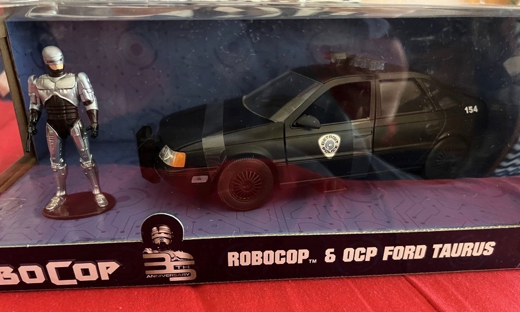 Jada Toys - Figur - Robocop & OCP Ford Taurus - Metall, Plastik #3.2