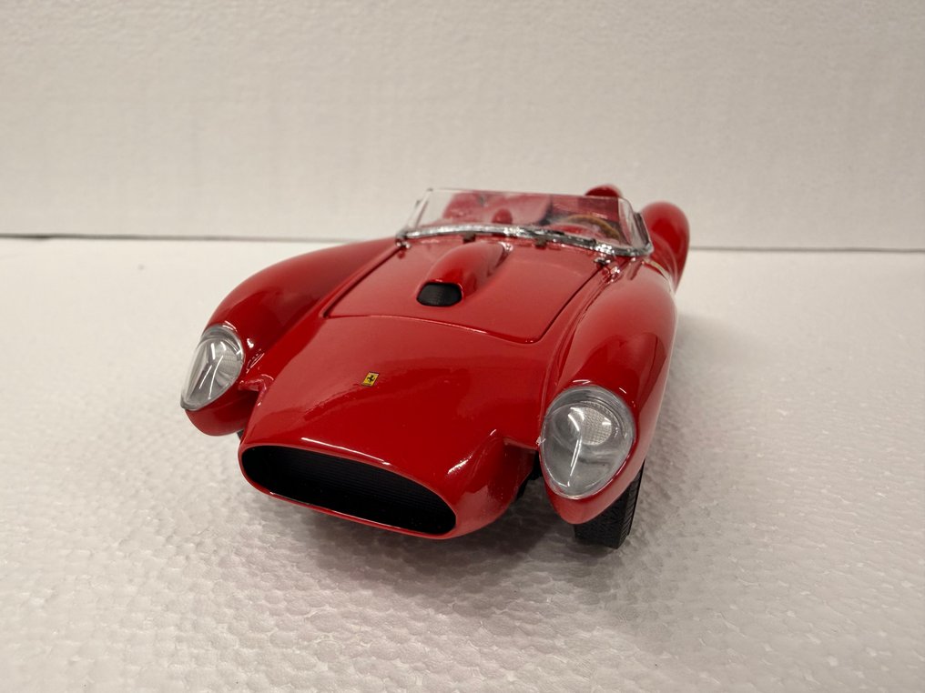 Danbury Mint 1:24 - Modellbil - Ferrari 250 Testa Rossa 1958 - Sjeldent #1.0