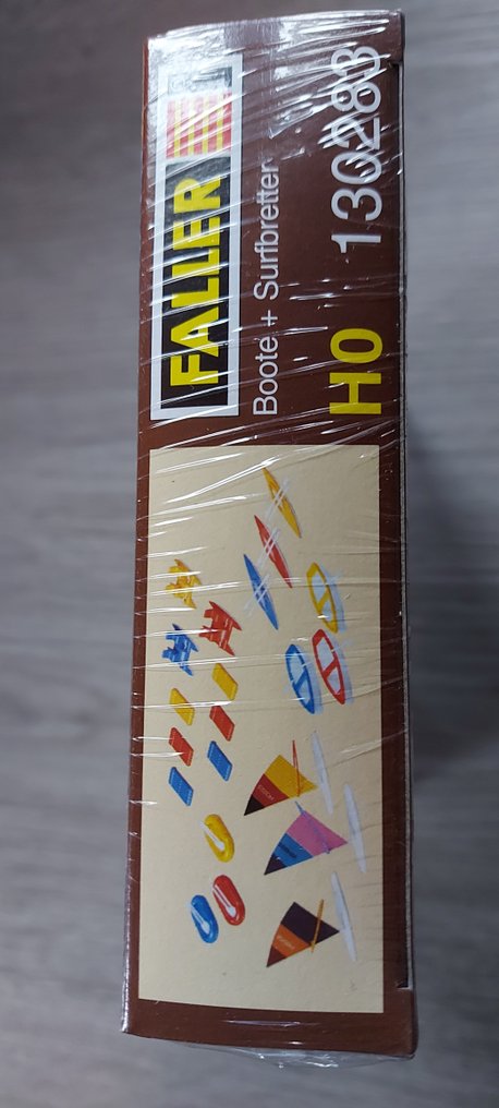 Faller H0 - 130283 - Κιτ κατασκευής τρένων μοντελισμού (1) - Σετ κατασκευής «σκάφη και σανίδες σερφ», αυθεντικό, συσκευασμένο σε φιλμ και σφραγισμένο. #2.1