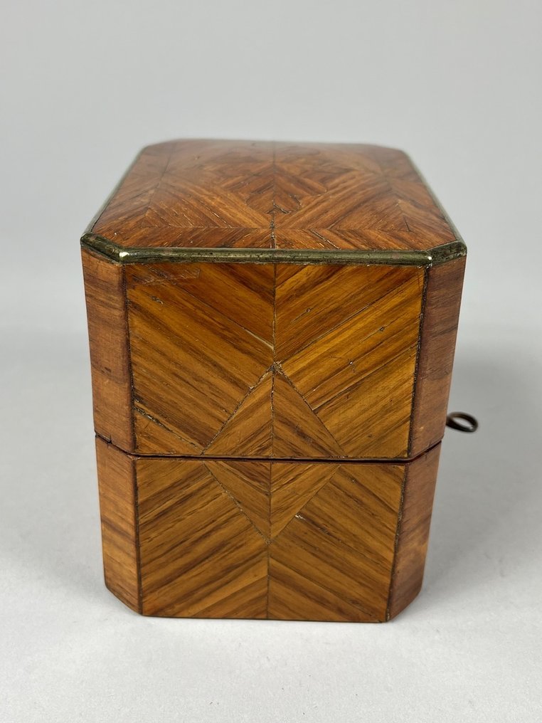 Boks - Tulipantræ #3.2