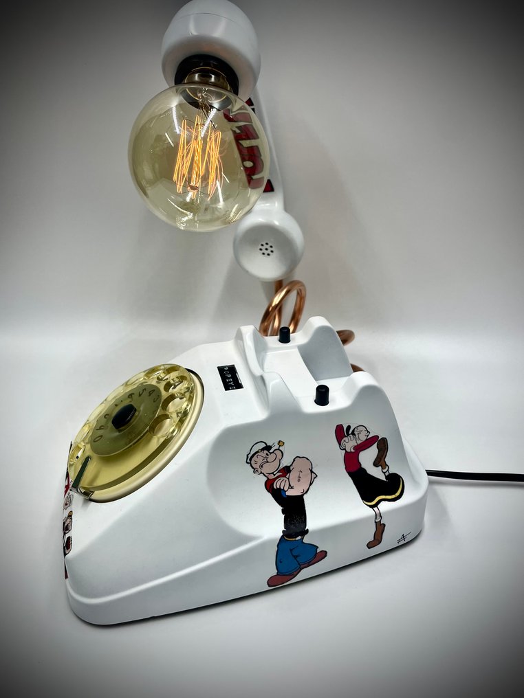 Bordslampa - Plast, Koppar, Metall - Opera utförd av AF #2.1