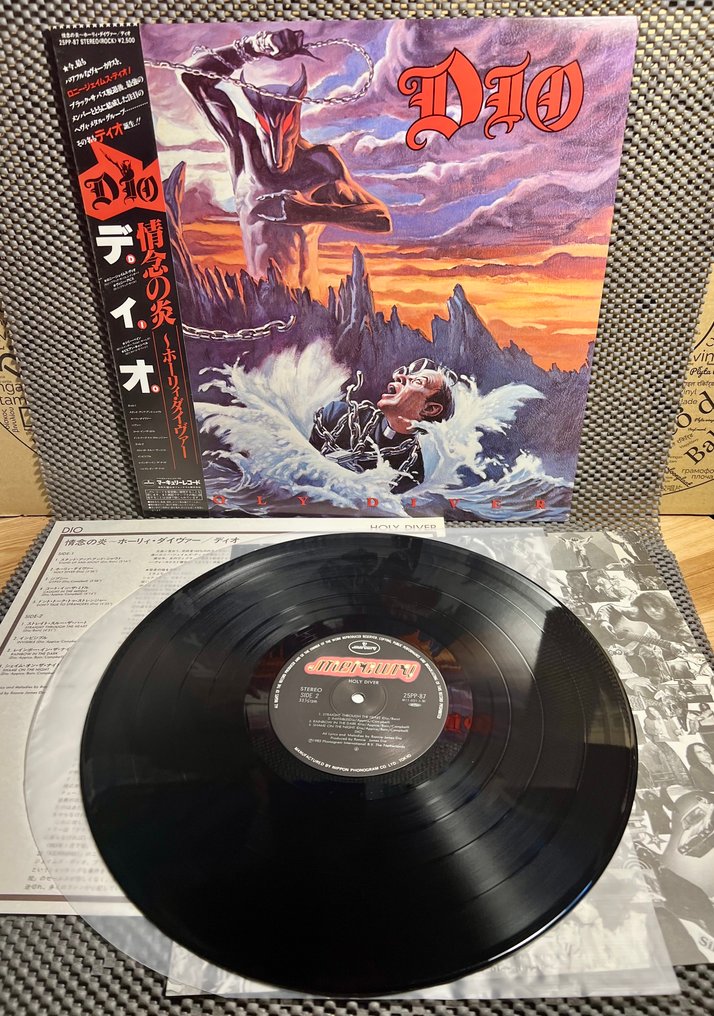 Dio - Holy Diver - 1st Japan Press - Perfect collector's copy - Close to Mint - Άλμπουμ LP (μεμονωμένο αντικείμενο) - Ιαπωνική εκτύπωση, 1st Pressing - 1983 #2.1