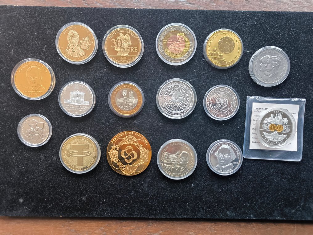 世界. Lot of 16 coins  (没有保留价) #1.0