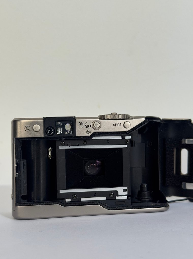 Minolta TC-1 Titan Cameră cu vizor și focalizare automată #3.2