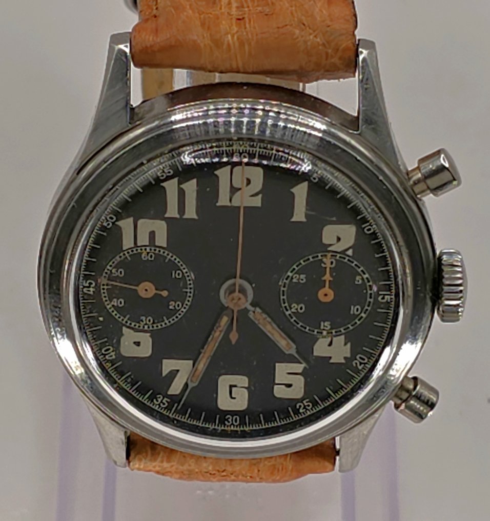 Schweiz. - Stahl Chronograph - schwarzes Original Ziffernblatt  - Kaliber Valjoux 22 - Schweiz um 1940 - Mænd - 1900-1949  #1.0