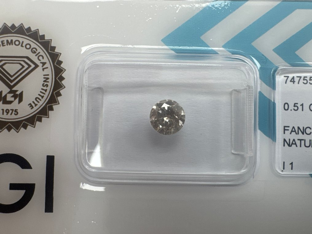 Fără preț de rezervă - 1 pcs Diamant (Colorat natural) - 0.51 ct - Rotund - Fancy light Maro - I1 - IGI (Institutul gemologic internațional) #2.1