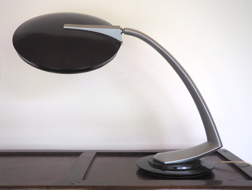 Fase - Luis Perez de la Oliva - Table lamp - Boomerang 2000 - Steel #1.0