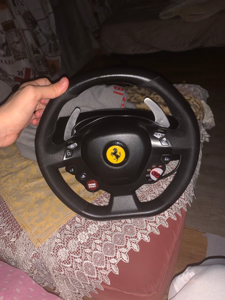 Thrustmaster - Ferrari racing wheel - Video game #1.0