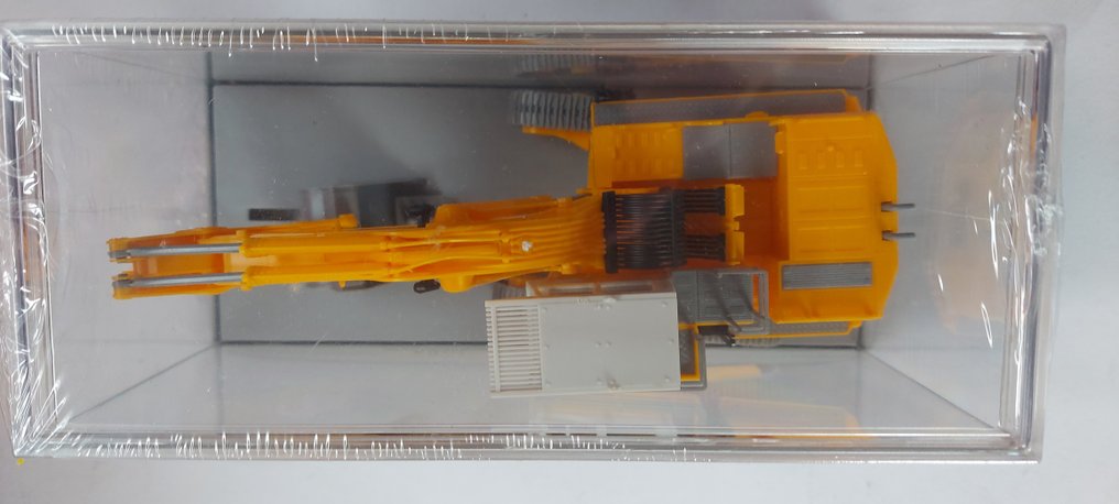 Kibri H0 - 15694 - Kituri de construit machete tren (1) - Model gata de utilizare 'LIEBHERR R 992 cu cupă adâncă' #4.3