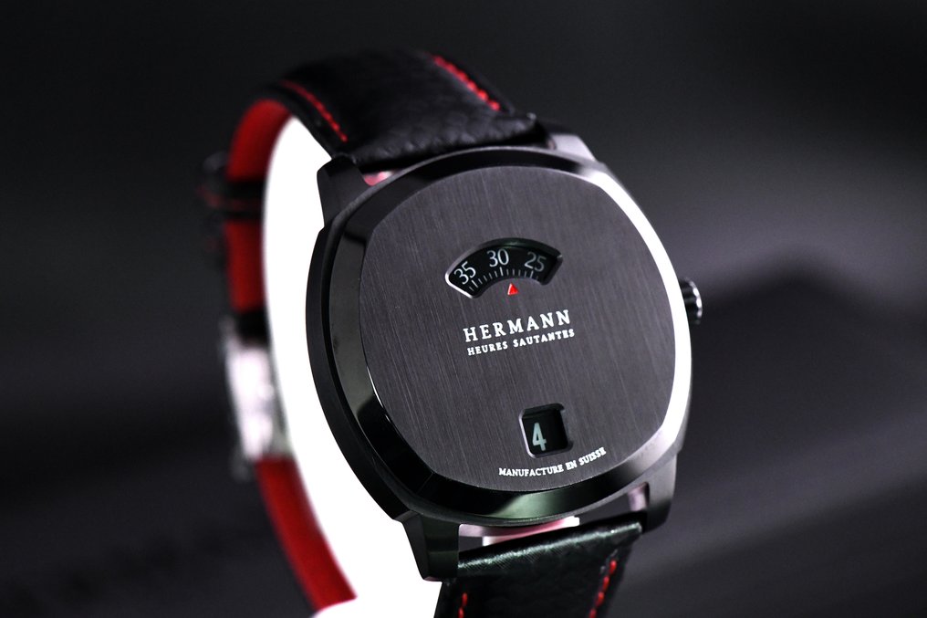 Hermann - Jumping Hour- Swiss Made Automatic - Mænd - 2025 #1.0