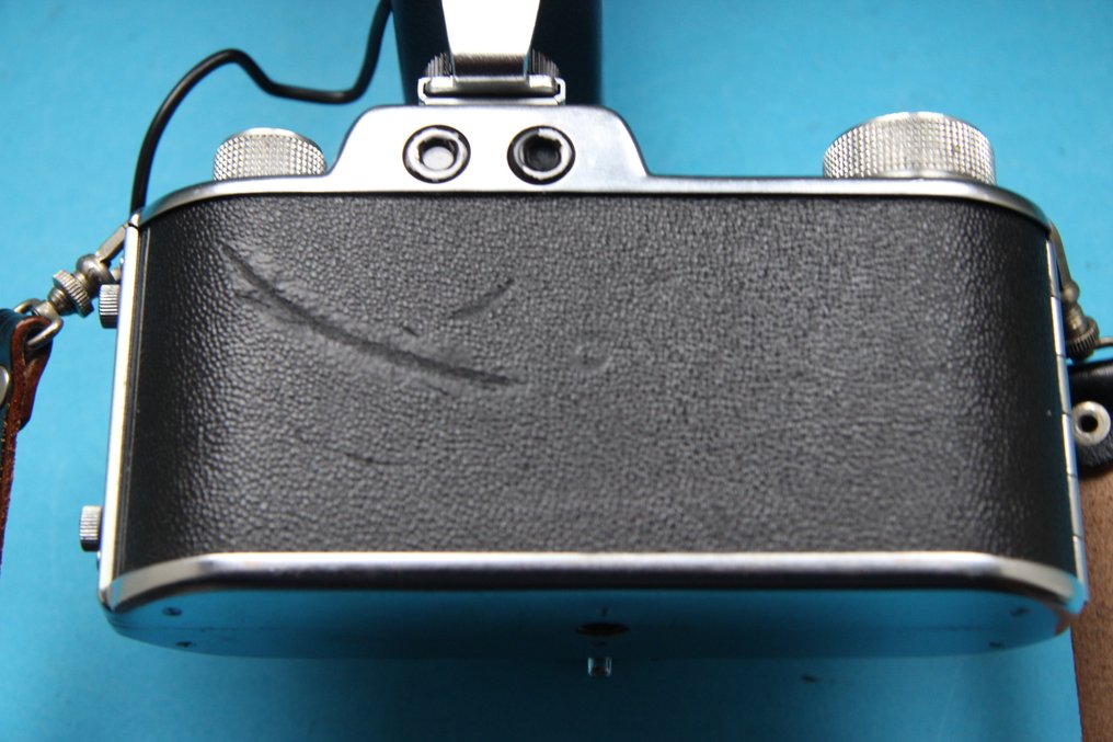 Apparate & Kamerabau Akarette II + Vesta flash + leather bag + tripod head | Aparat analogowy #4.3