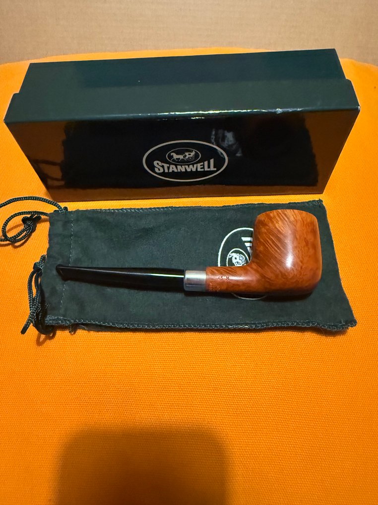 Stanwell - 45 M - Cachimbo - Briar, Aço #1.0