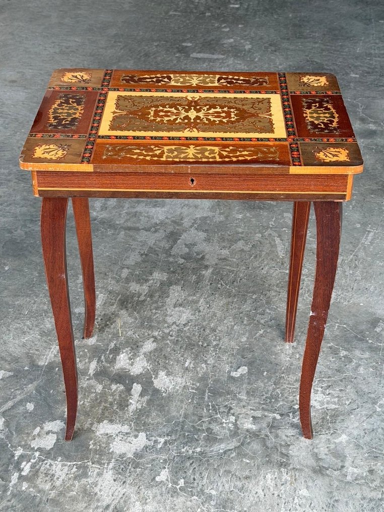 Side table - Wood - Music box coffee table #3.2