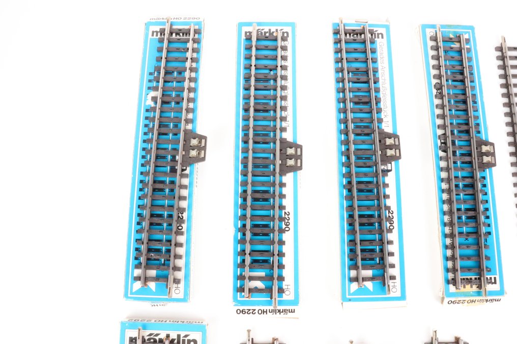 Märklin H0 - 模型火車軌道 (19) - K-rails contact- en aansluitrails #2.1