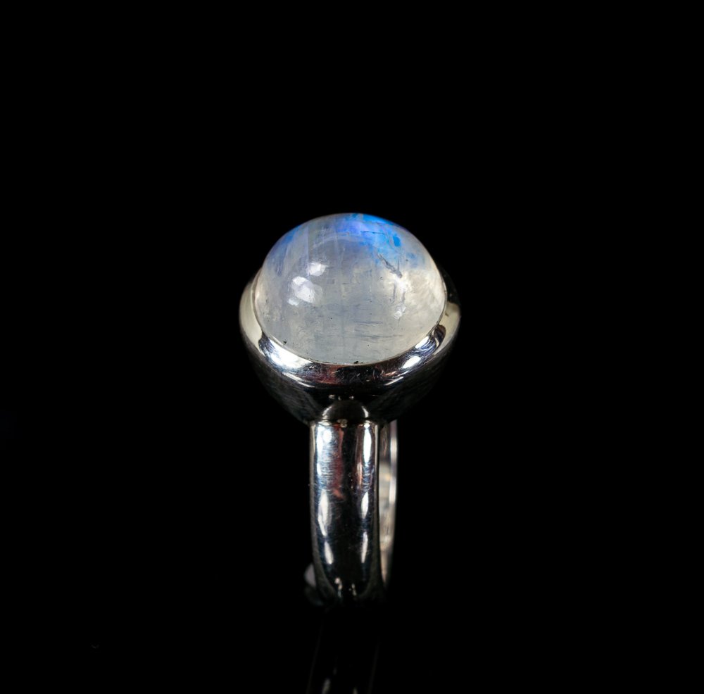 Rainbow Moonstone Cabochon in 925er Sterlingsilber. Ring- 7.4 g - (1) #1.0