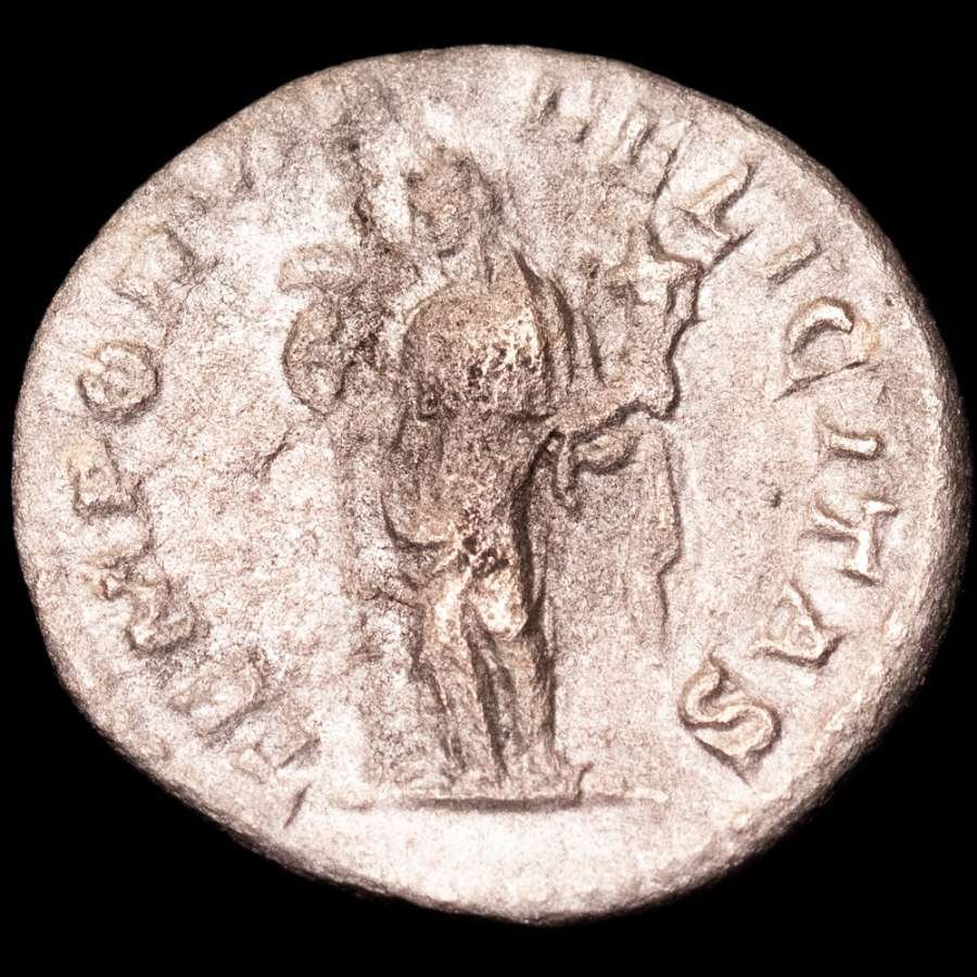 Impero romano. Eliogabalo (218-222 d.C.). Denarius Rome mint, 218-222 A.D. TEMPORVM FELICITAS, Felicitas standing left with long caduceus and (Senza prezzo di riserva) #1.0