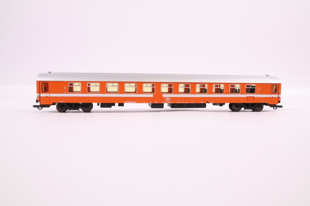 Heris H0 - 12160-2 - Model train passenger carriage (1) - Passenger carriage I10B, C1 orange, second class. - NMBS #4.3