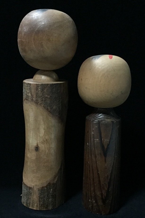 一套2个 / 日本复古木制Kokeshi娃娃（高：24-30厘米） - 木 - Signed - 日本 - Shōwa period (1926-1989) #3.2