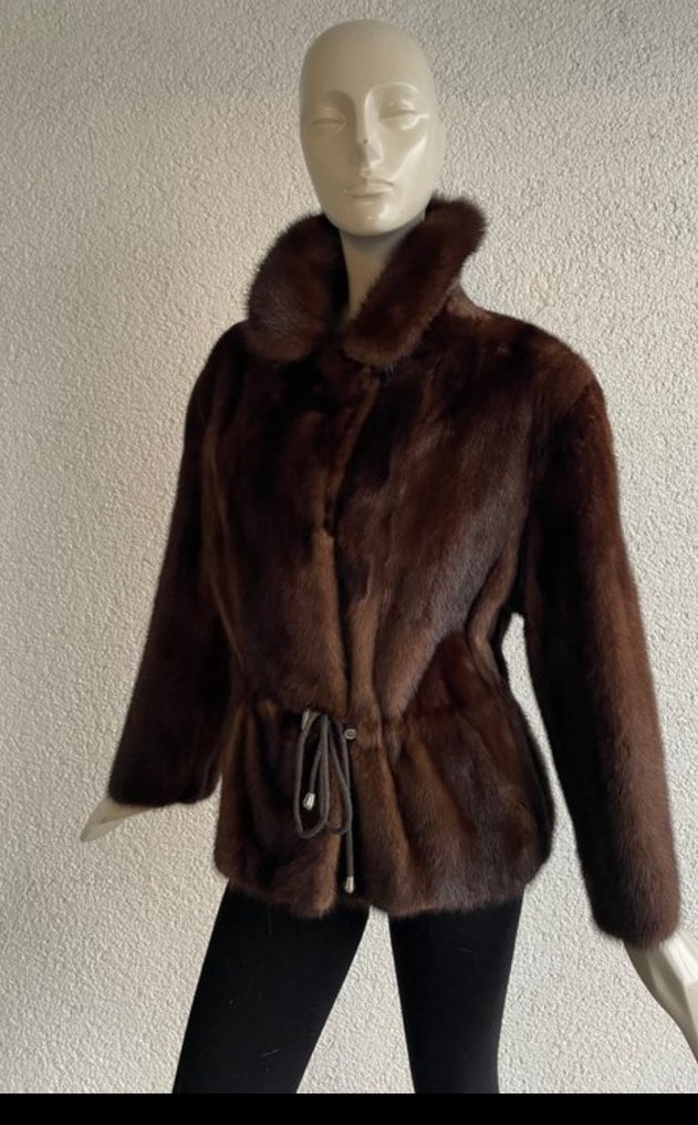 Other brand, Other brand - Futro #1.0