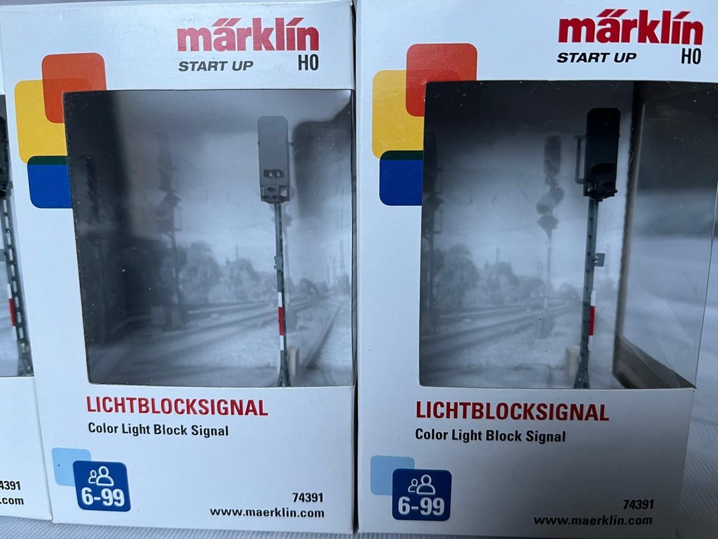 Märklin H0 - 74391, 74380 - Signals (4) - Start-up set signals - light block signals and light preliminary signals. #3.2