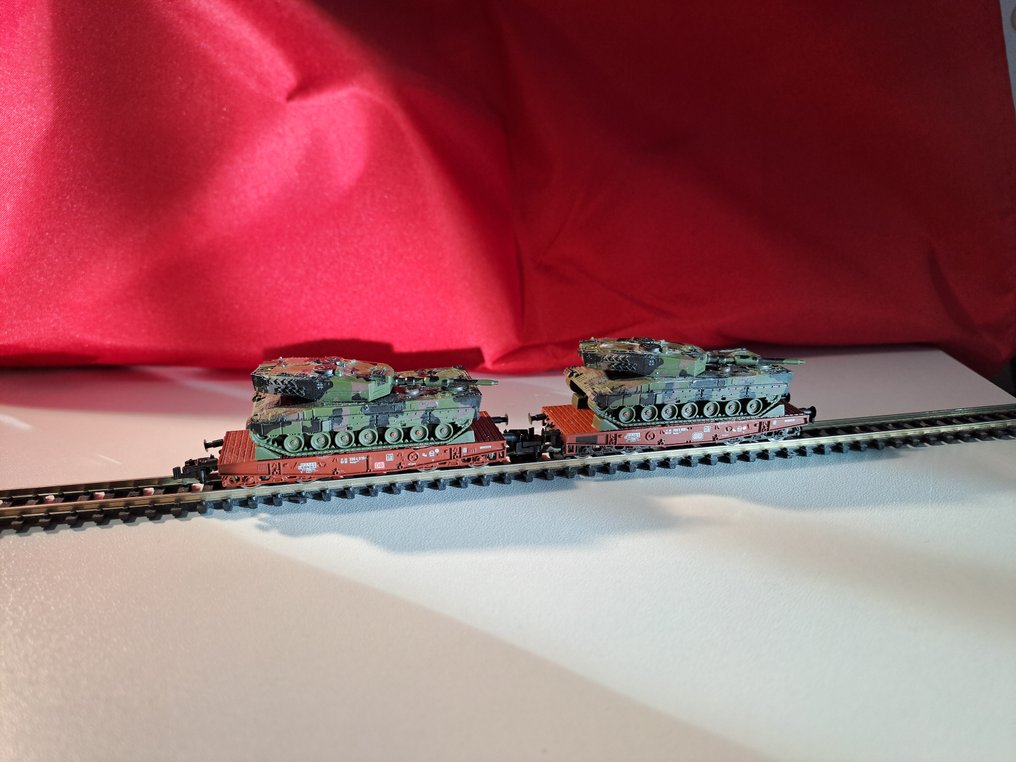 Roco N - 901 - Model train wagon (2) - Leopard 2 of the Bundeswehr - DB #1.0