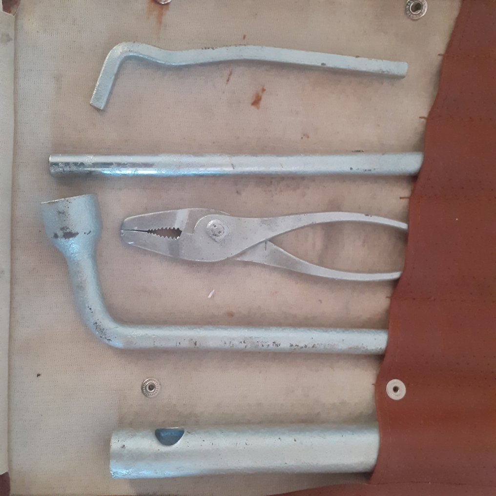 tool bag - Porsche - 911 - 1974 #4.3