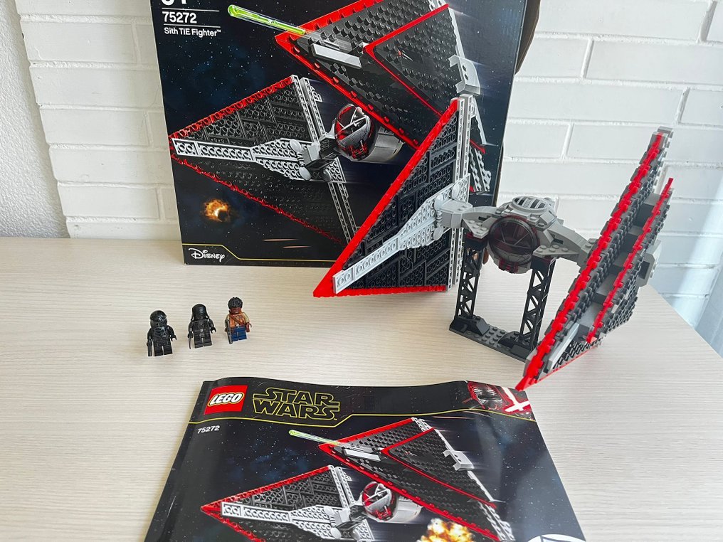 Lego Set - 75272 - Star Wars - Sith TIE Fighter #1.0