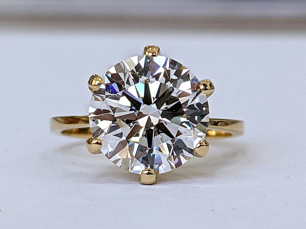 Zonder minimumprijs - Ring - 18 karaat Geel goud - 6.20ct. tw. Diamant (Lab-grown) - E VVS2 IGI Certified #2.1
