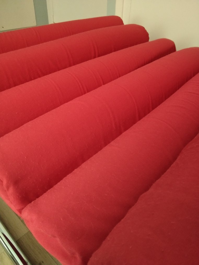 Sessel - Verchromt - Schwebender Kugelsitz #3.2