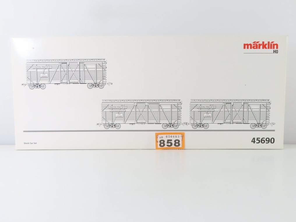 Märklin H0 - 45690 - Model train freight wagon set (1) - 3-piece goods wagon set with 4-axle 'Boxcars' for transporting livestock. - Union Pacific Railroad #2.1