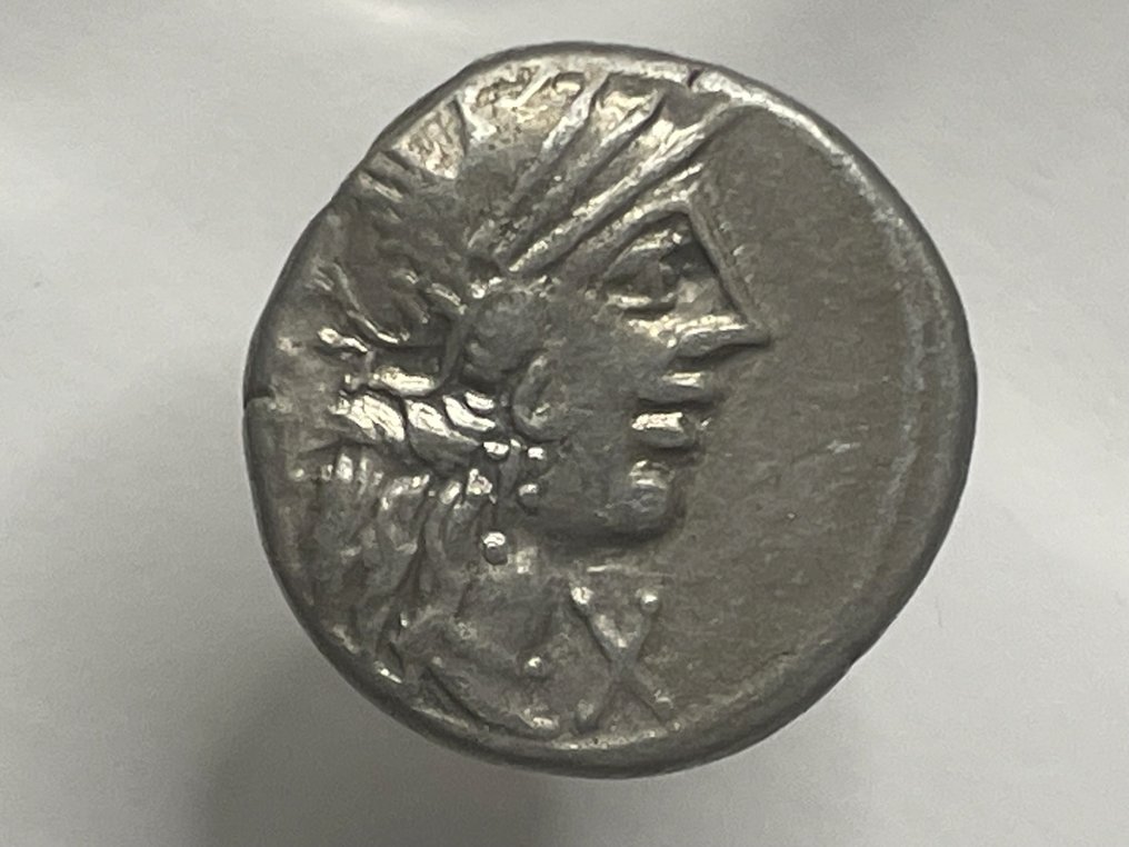 Ρωμαϊκή Δημοκρατία. Q. Minucius Rufus, 122 BC. Denarius Rome #1.0