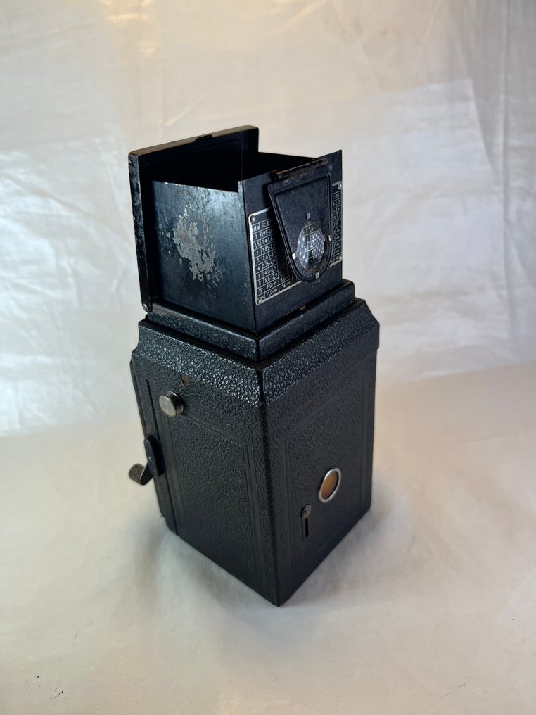 K.W., EHO-Altissa Pilot 6 + Altiflex  ( 1938 ) Boxcamera #3.2
