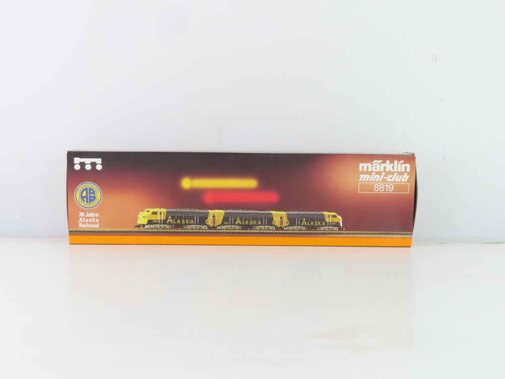 Märklin Z - 8819 - 柴油火車 (1) - 3节柴油机车 F7型 - Alaska Railroad #4.3