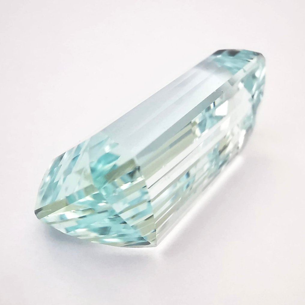 Ohne mindestpreis Aquamarin  - 19.79 ct - Antwerp Laboratory for Gemstone Testing (ALGT) - Sehr Hellblau #1.0