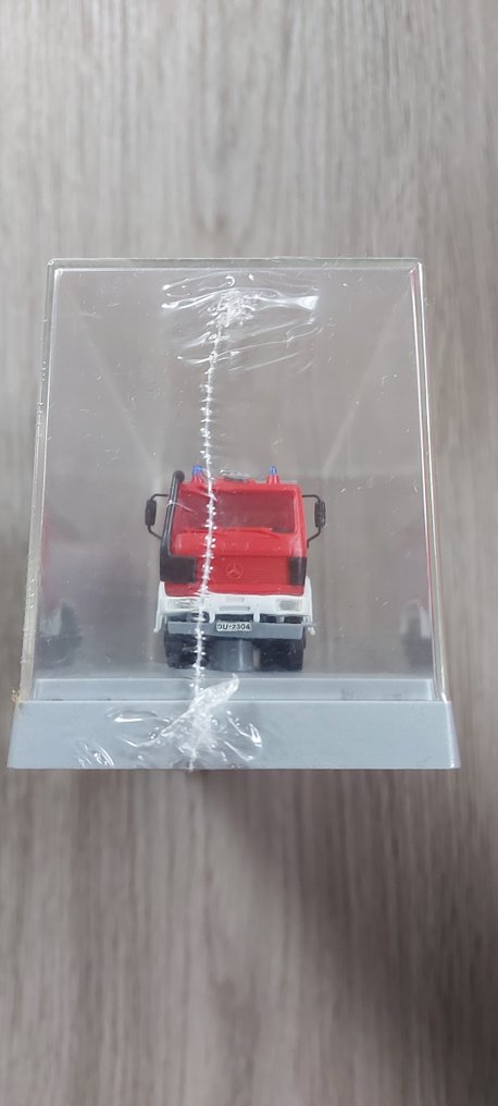 Kibri H0 - 15354 - Kituri de construit machete tren (1) - Model gata asamblat Mercedes DB TLF 5000 h 4-axă vehicul de stingere a incendiilor #1.0