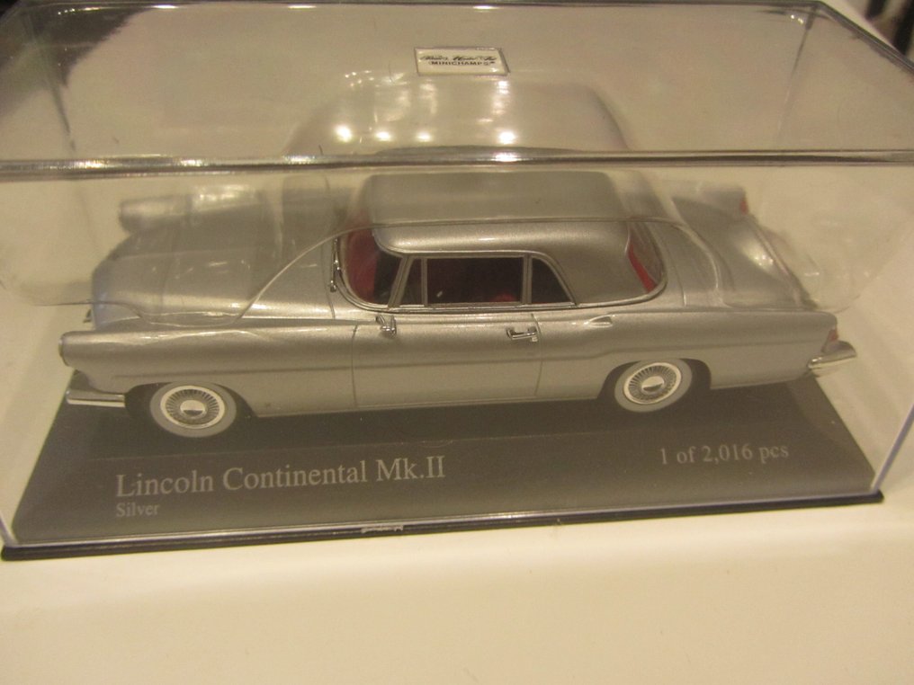 Minichamps 1:43 - Modellauto - Lincoln Continental Mk II #2.1