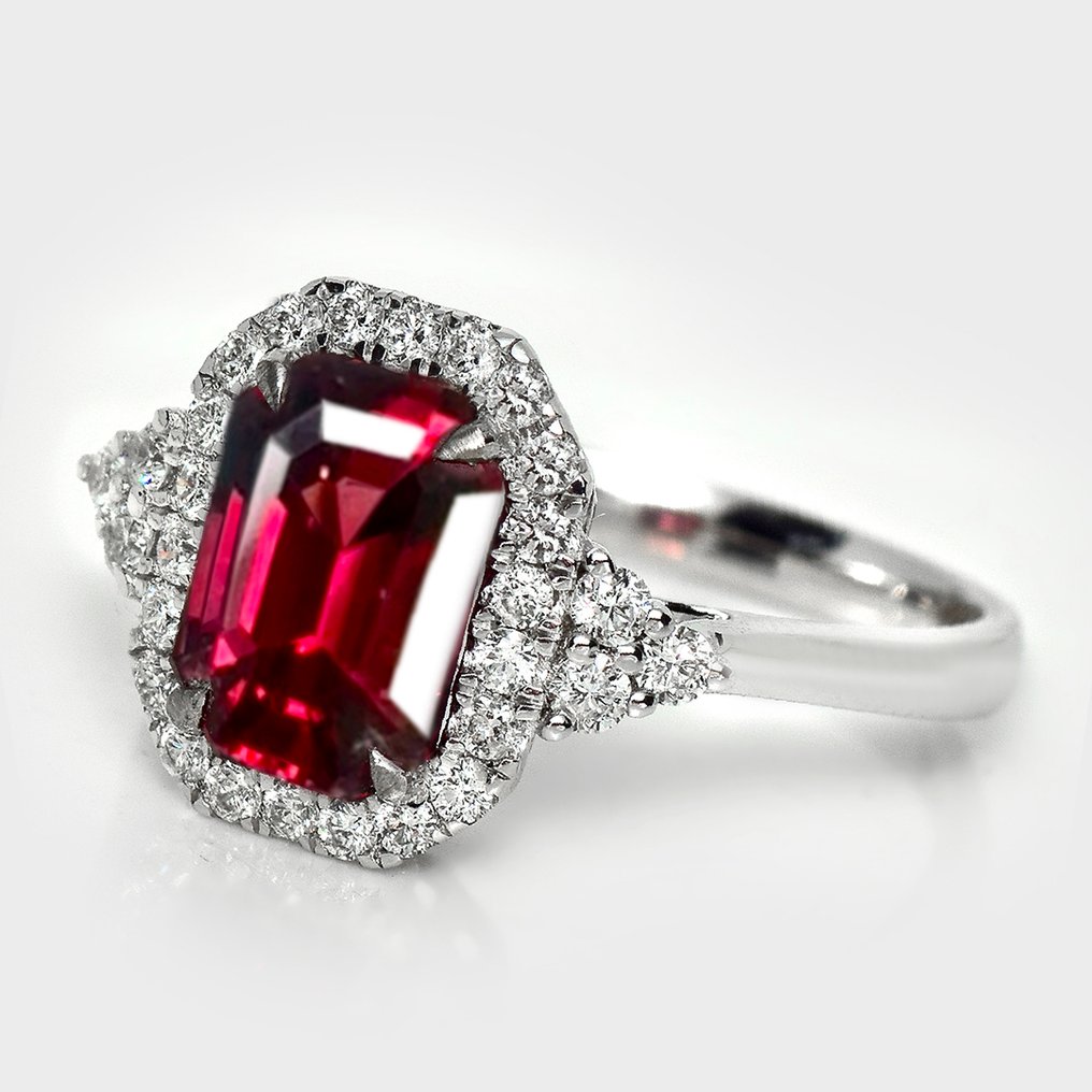 χωρίς τιμή ασφαλείας - Δαχτυλίδι αρραβώνων - 14 καράτια Λευκός χρυσός, HRD 2.75 καράτια Ροδοχίτης χωρίς θερμική επεξεργασία, έντονο κόκκινο. -  3.16ct. tw. Γρανάτης - Διαμάντι #2.1