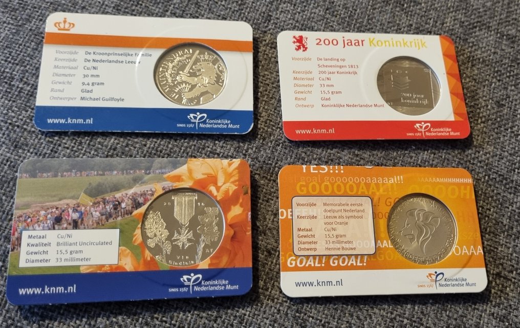 Nederland. Lot van 4 penningen in coincard  (Zonder minimumprijs) #1.0