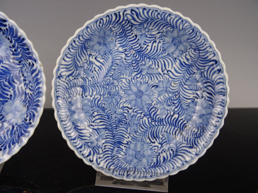Plate (2) - Porcelain - Kangxi 1662-1722 #3.2