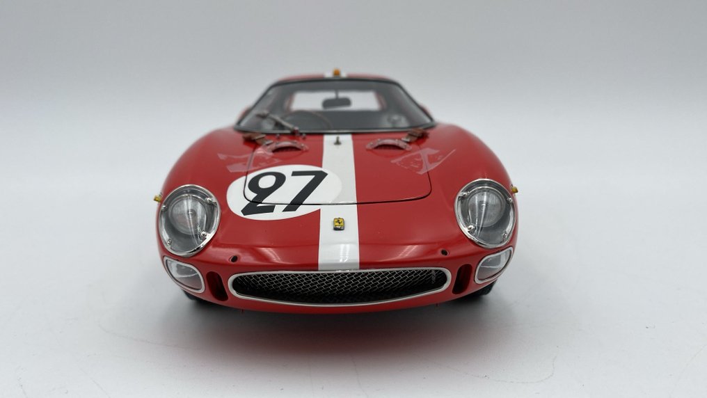 CMC 1:18 - Modellauto - Ferrari 250 LM 24h France 1965 N.27 Spoerry - Boller - (cod.B19) #1.0