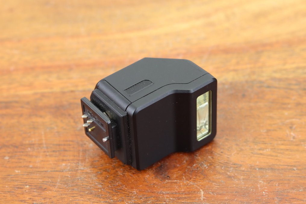 Leica CF D compacte flitser Digital compact camera #1.0