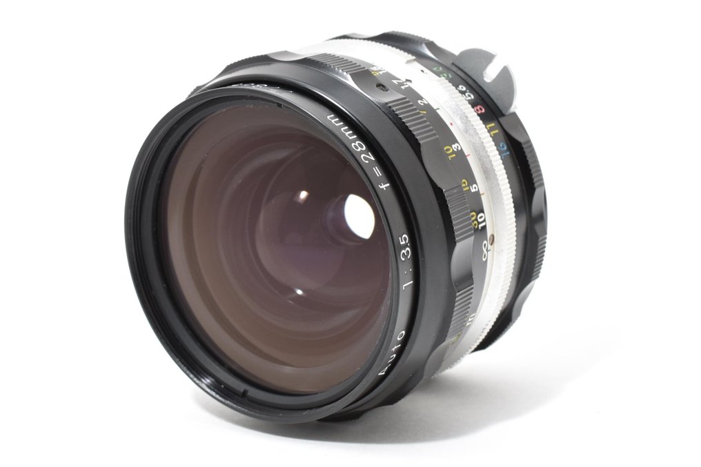 Nikon Nikkor-H Auto 3.5/28mm | Wide angle lens #2.1