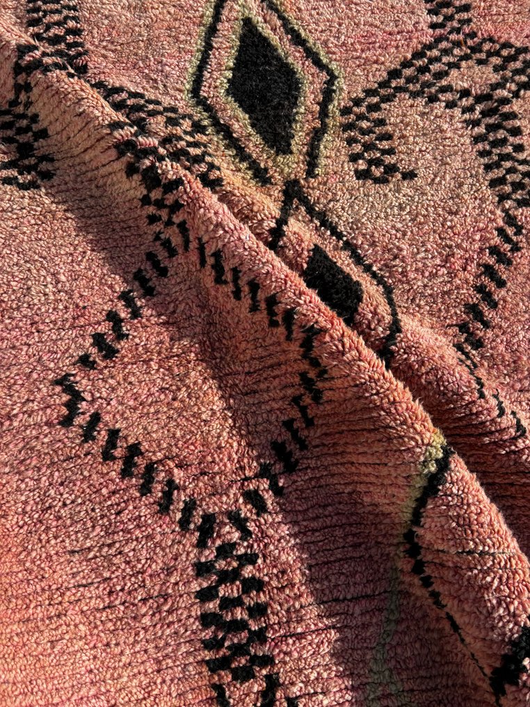 Large Moroccan Boujad Rug 200 × 320 cm – New Handwoven Berber Wool Carpet – Soft Pink Decorative Rug - Carpet - 320 cm - 200 cm - Handwoven Wool Rug #2.1