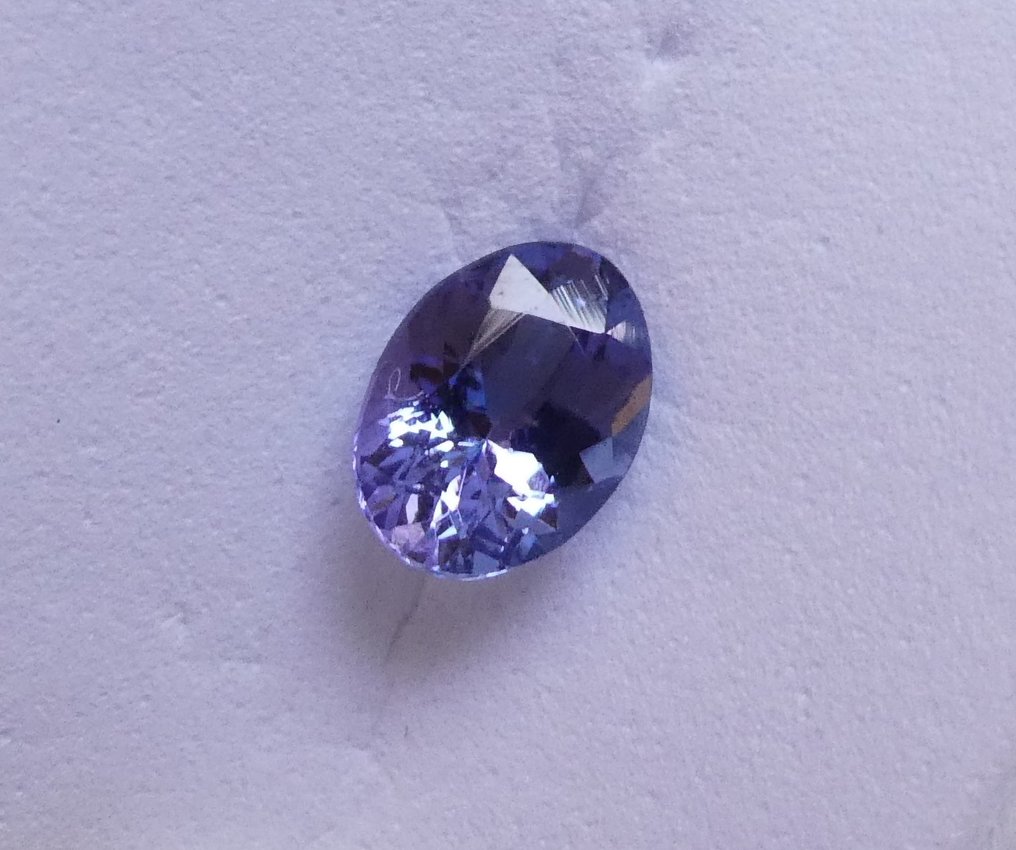 Ei pohjahintaa Tansaniitti  - 1.19 ct - Instituto Gemólogico Español (IGE) #1.0